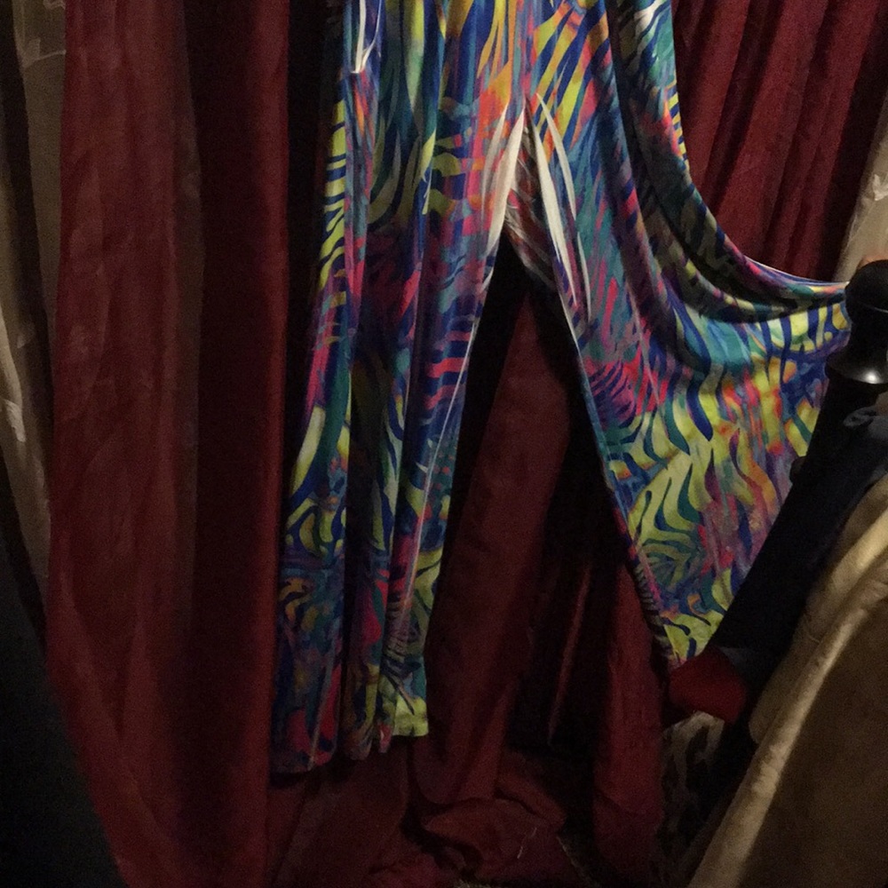 Jumper - Picture 2 of 3